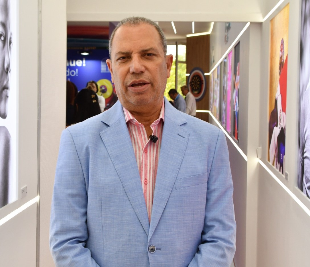 Ing. Garibaldy Bautista, presidente de la Federación Dominicana de Softbol (Fuente externa).